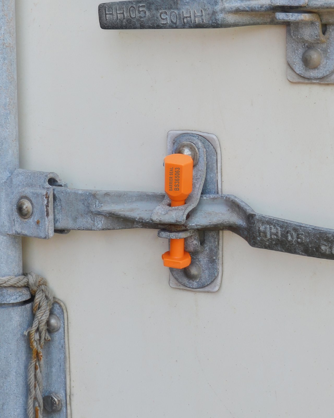 Barrier Container Seal